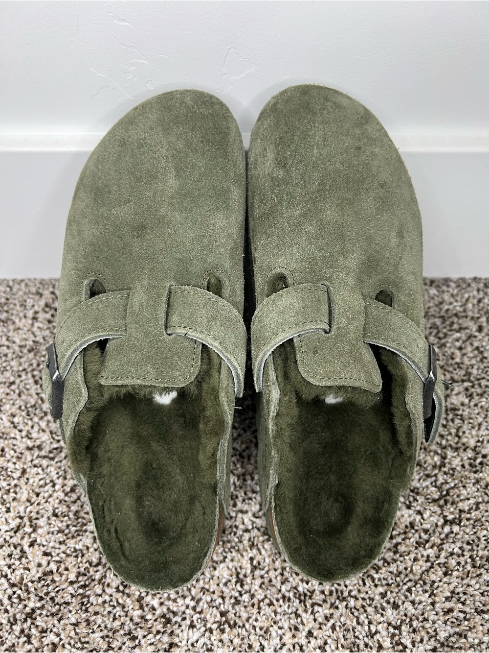 Birkenstock Boston Shearling Clogs
Thyme Suede with Buckle